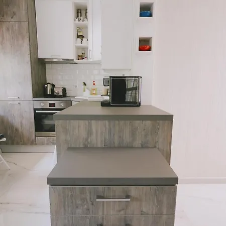 Apartment Centre - Two Bedroom *