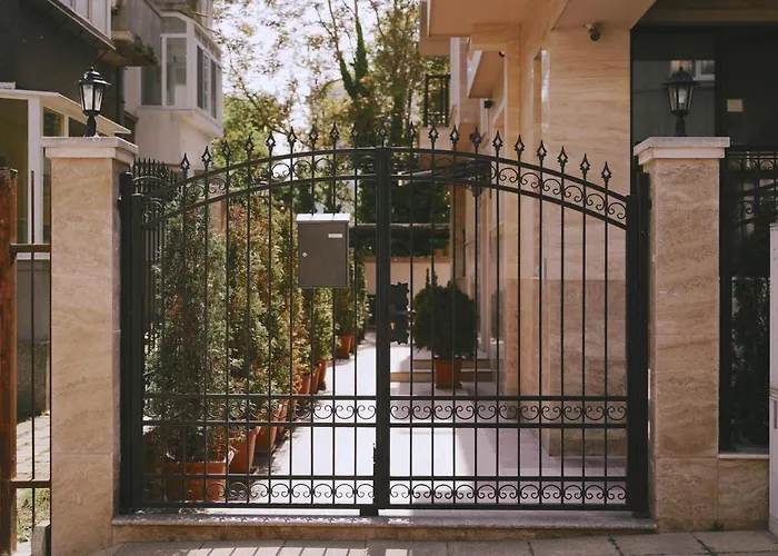 Centre - Two Bedroom Varna