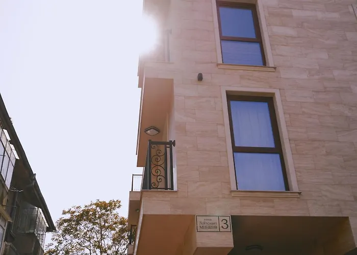 Centre - Two Bedroom Lägenhet