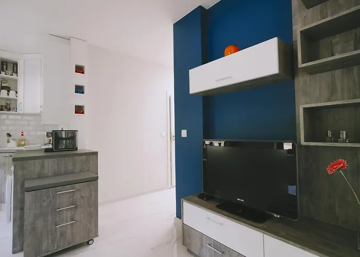 Apartment Centre - Two Bedroom