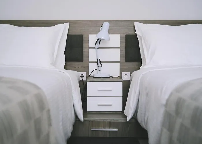 Centre - Two Bedroom Apartament *