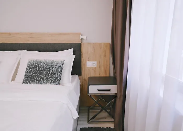 Centre - Two Bedroom Warna