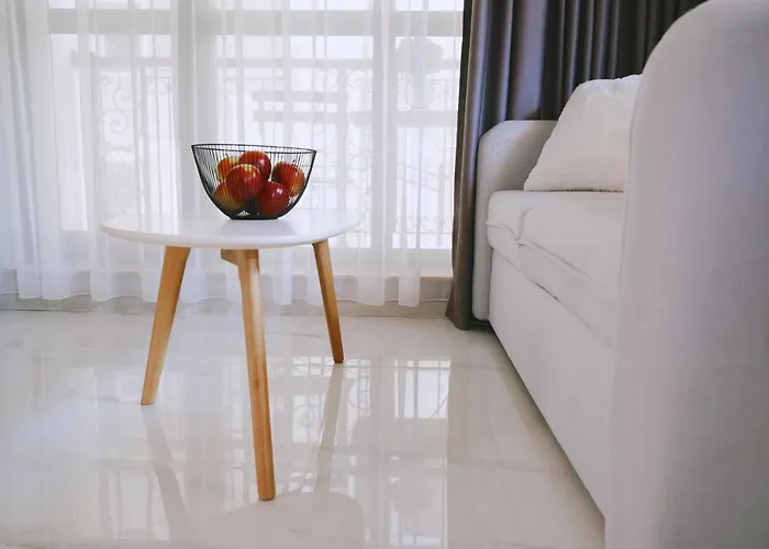 Centre - Two Bedroom Apartament Warna